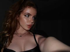 Asella_Starr from ImLive