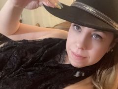 AshVaughn - female webcam at LiveJasmin