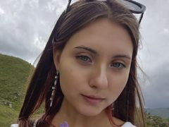 AsiaInciong from LiveJasmin