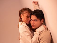 AstaAndIvony - couple webcam at LiveJasmin