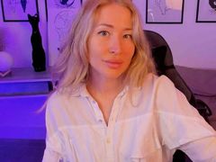AstraMonroe - blond female webcam at LiveJasmin
