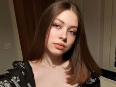 AstridBlaze from LiveJasmin