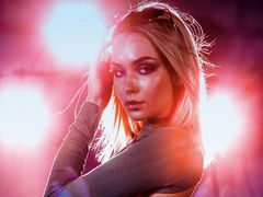 AstridColeman - blond female with  big tits webcam at LiveJasmin