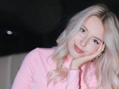 AudreyHelme from LiveJasmin