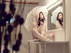 AudreyPierce - female with brown hair webcam at ImLive