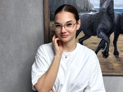 AuraWade from LiveJasmin