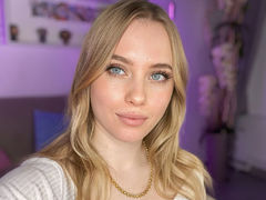 AuroraWay from LiveJasmin