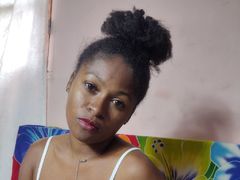 AvelineMboty from LiveJasmin