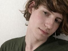 AvenRey from LiveJasmin