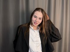 AveryGarnet from LiveJasmin