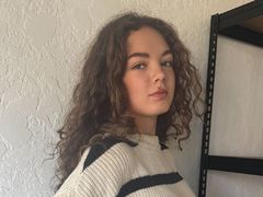 AveryGerringer from LiveJasmin