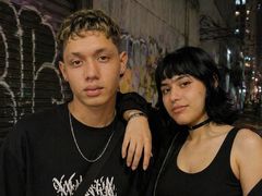 AxelAndCloe - couple webcam at LiveJasmin