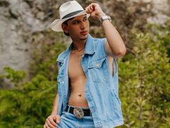 axelalvareez from LiveJasmin