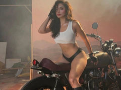 AyanaMillion - shemale webcam at LiveJasmin