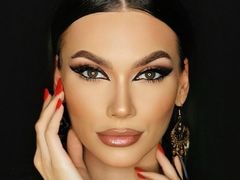 BarbaraMonroe - female with brown hair webcam at LiveJasmin