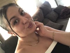 BarbieSalvaje - female with brown hair webcam at LiveJasmin