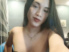 BarbieSantos - shemale with black hair webcam at LiveJasmin