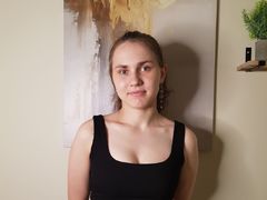 BariUzzle from LiveJasmin