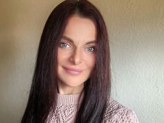 BastetBlackwood from LiveJasmin