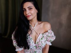 BeatriceWoods - female with black hair and  big tits webcam at LiveJasmin