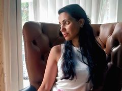 BeatriceWoods - female with black hair and  big tits webcam at LiveJasmin