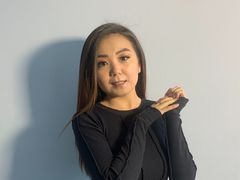 BeckyBardon - female with brown hair webcam at LiveJasmin