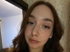 BeckyBendall - female with brown hair webcam at LiveJasmin