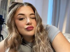 BeliaPuliafico - blond female webcam at LiveJasmin