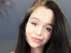 BelindaSutton from LiveJasmin