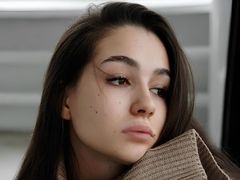 BelkisKaroly from LiveJasmin