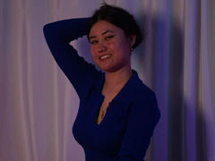 BellaBibo - female with brown hair and  big tits webcam at LiveJasmin