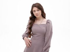 BellaCaramel - female with brown hair webcam at LiveJasmin