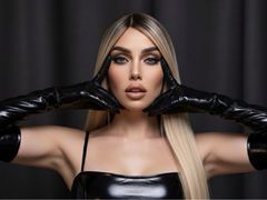 BellaJennerTS from xLoveCam