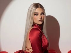 BellaBlacks from LiveJasmin