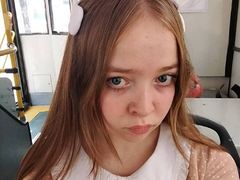 BellaMorley - blond female webcam at LiveJasmin