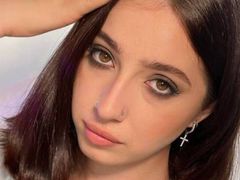 BellaMuniss from LiveJasmin