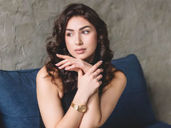 BellaTyler - female with black hair webcam at LiveJasmin