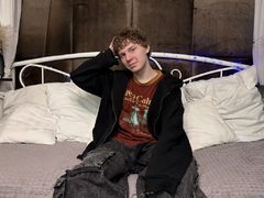 BenjaminHarris from LiveJasmin