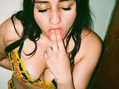 BethCassidy - female with brown hair webcam at LiveJasmin