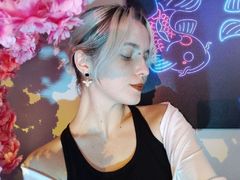 BethanyCloud - blond female webcam at LiveJasmin