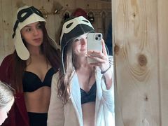 BetteAndShante - female with brown hair and  big tits webcam at LiveJasmin