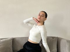 BettyMaldonado - female with brown hair webcam at LiveJasmin