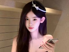 BettyOconner - female with black hair webcam at LiveJasmin