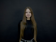 BettyStackhouse - female with brown hair webcam at LiveJasmin