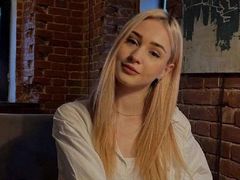 BetyBarnes from LiveJasmin