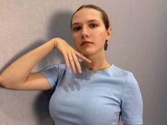 BeverleeJavarone from LiveJasmin