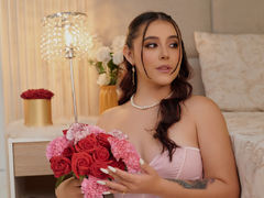 BiancaLaurent - female with black hair webcam at LiveJasmin