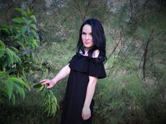 AlinaCherry - female with black hair webcam at LiveJasmin