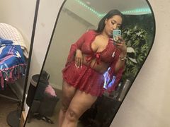 BlackwoodNani - female with black hair and  big tits webcam at LiveJasmin