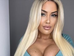 BlancheSummer - blond female webcam at LiveJasmin